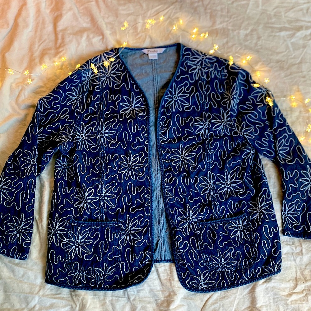 Vintage White Embroidered Denim Jacket